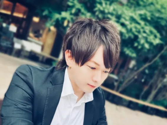 心理カウンセラー 石破マナト () DERSIRE TOKYO / 出張性感マッサージ