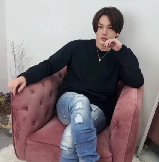 セクシー男優　蒼井ゆう () DERSIRE TOKYO / 出張性感マッサージ