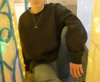 詩(うた) () ChaleureuxPared / 出張性感マッサージ