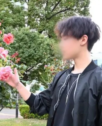 環(めぐる) () ChaleureuxPared / 出張性感マッサージ