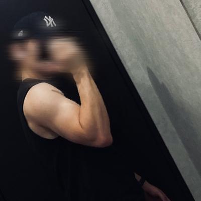 杏奈 (25) 京都 萬天堂 / 出張性感マッサージ