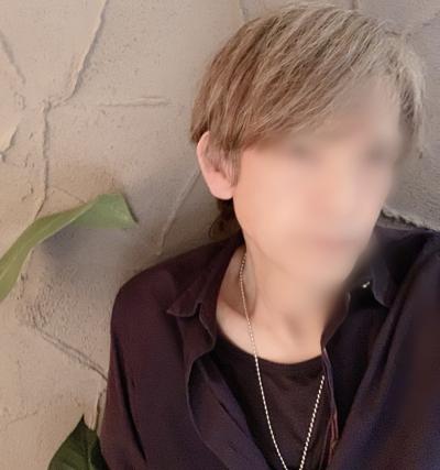 izu (51) 大阪 萬天堂 / 出張性感マッサージ